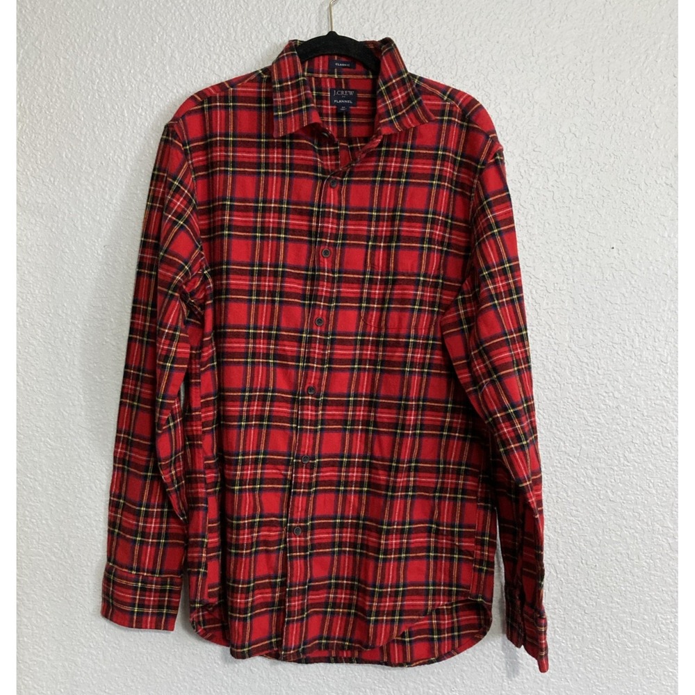 J. Crew Flannel Men's Red Plaid Long Sleeve Pocketed Button-Up Shirt - SZ M